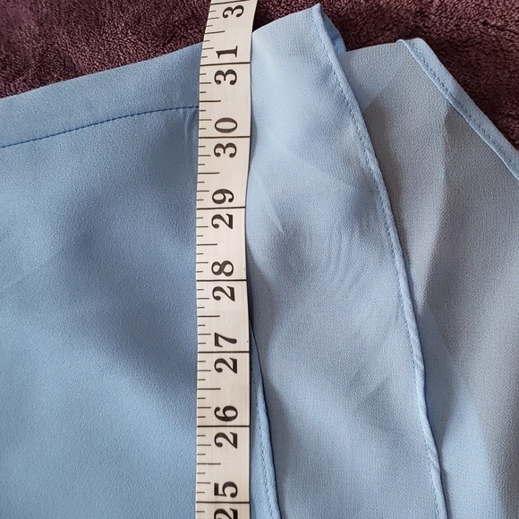 Csto. NWOT.   Blue: V-Neck; Lined; High-Low; Sleeveless Top. Size 22/24. - Picture 10 of 13